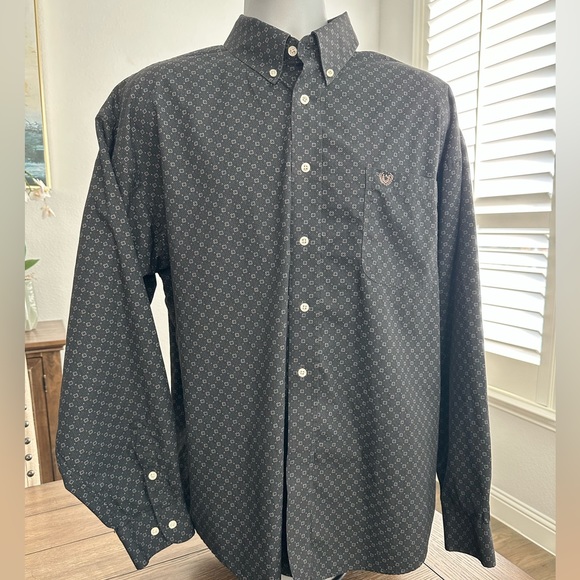 Panhandle Slim long sleeve button down size XL - Picture 2 of 6